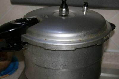 高壓鍋快手菜 油豆腐蒸五花肉，軟糯入味一口上癮